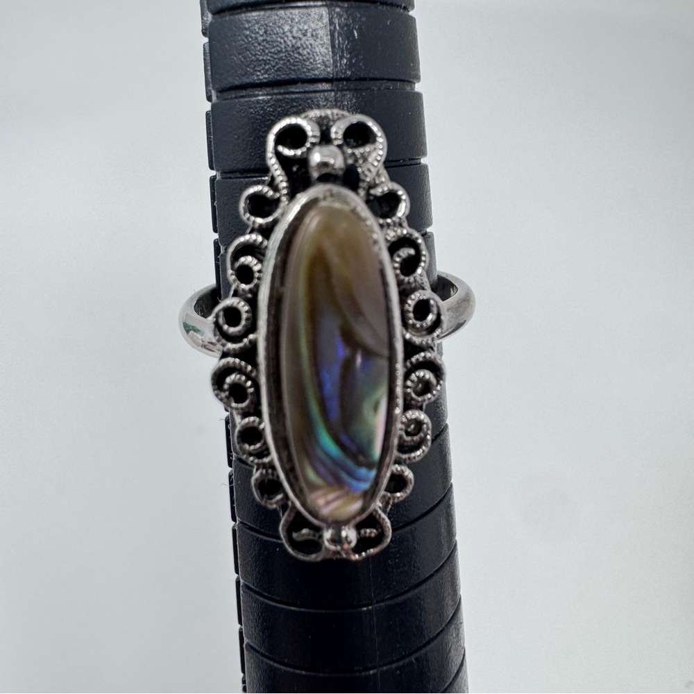 VINTAGE Signed VOGUE Abalone MOP Silver Tone Adjustable Ring